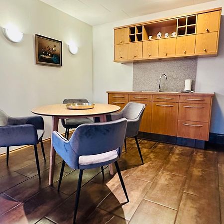 Akureyri Central Apartment Extérieur photo